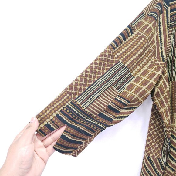Club Z Collection Brown Geometric Fun Pattern Collar Button Down Blouse Size 1X - Picture 11 of 14